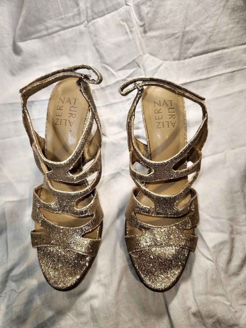 NATURALIZER Glitter Strappy Heels in Gold US 7 - Picture 2 of 12